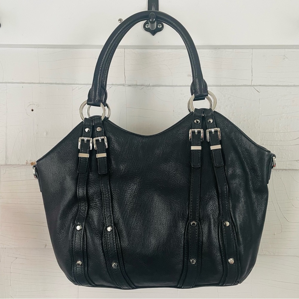 Michael Kors AV-1305 Leather Handbag - Picture 3 of 10